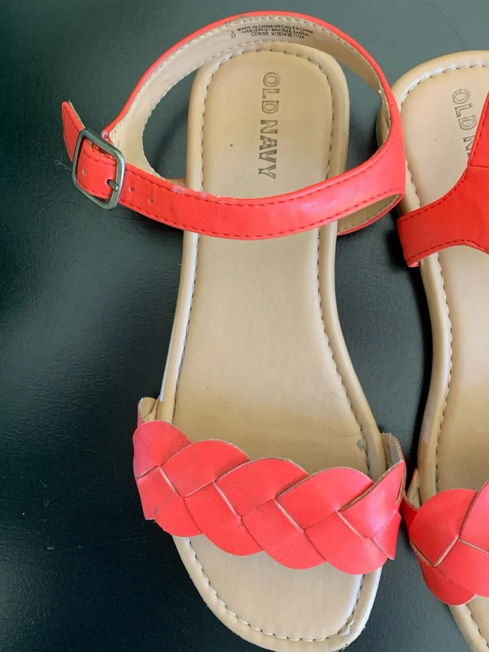 Old Navy single braided